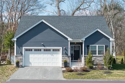 11 Abby Ln #11 1