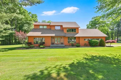 38 Evergreen Dr 1