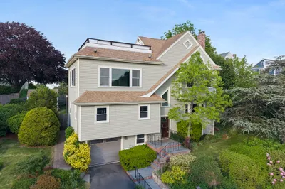 122 Parke Ave 1