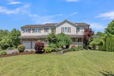 3128 Boston Rd 1