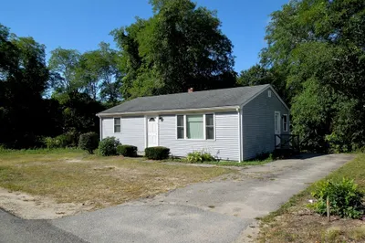 75 Seven Hills Road 1