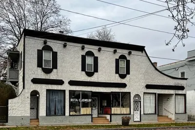 30-32 Parker Street 1