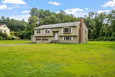 25 Woodpark Circle 1