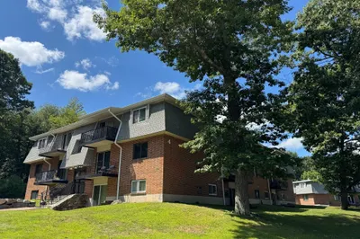 176 Maple Ave #4-34 1