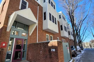 218 Thorndike St #301