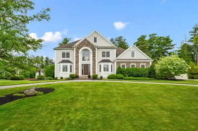 6 Little Meadow Way 1