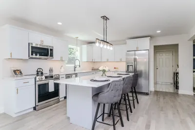 137 Thompson St 1