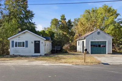 20 Mills Dr 1
