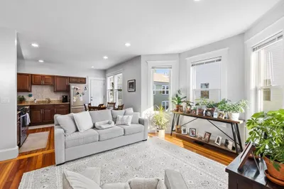 153 Cornell St #1 1