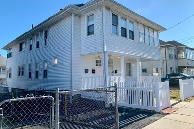 98 Faxon Rd #1