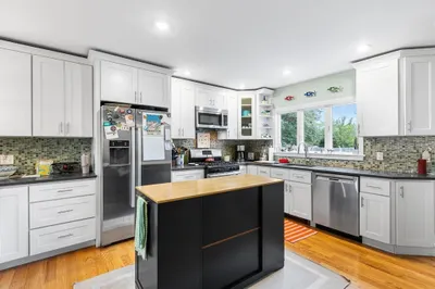 4 Essex St 1