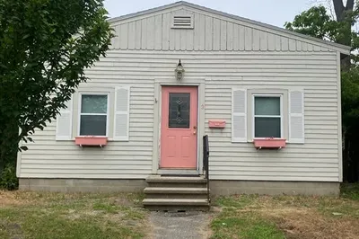3 Cole Ave 1