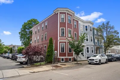 737 E 7th St #1