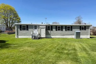 36 Lawrence Ct