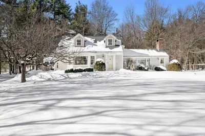 39 Mount Lebanon St 1