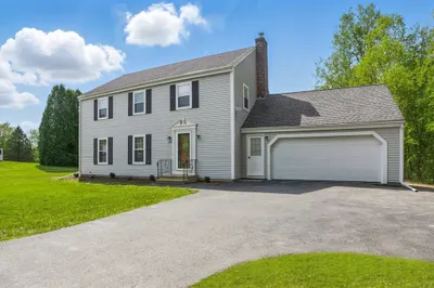 118 Oakham Rd 1