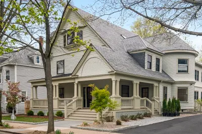 36 Osborne Rd #1