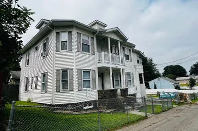 31 Johnson Sq 1