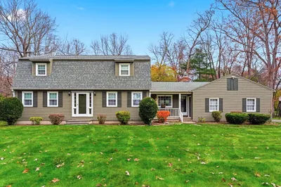 85 Brookhaven Dr 1