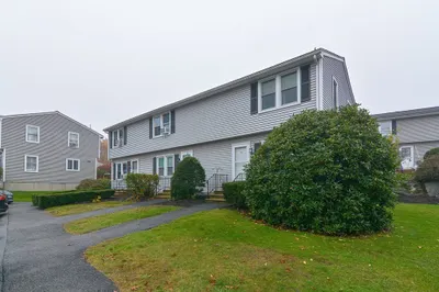 270 Sunderland Rd #8 1
