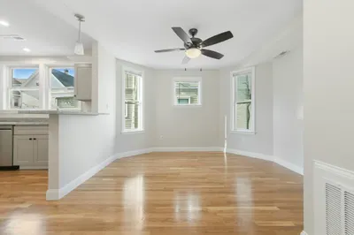 6 Benson Street #1
