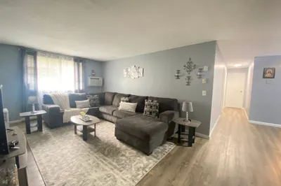 15 Weld Street #24 1