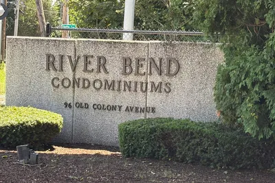 96 Old Colony Avenue #123 1