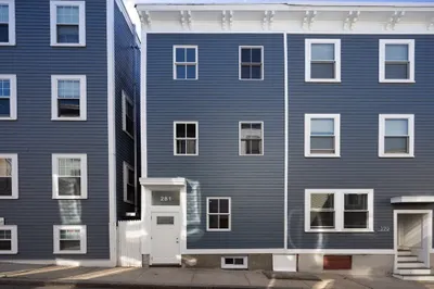 281 Gold Street 1