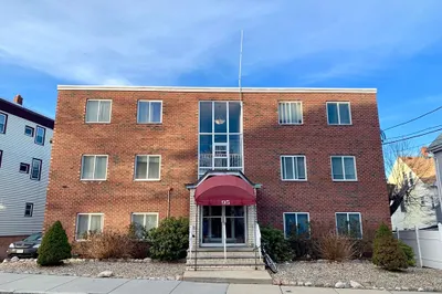 95 Clifton St #202