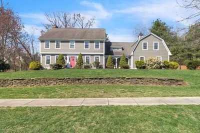 32 Sturbridge Lane 1