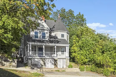 283 Broadway 1