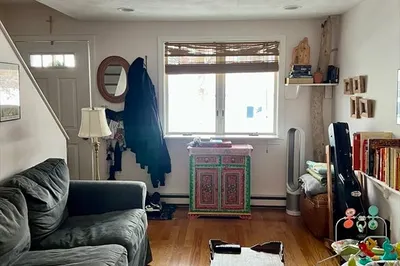 48 Webster St #48