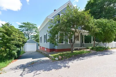 7 East St