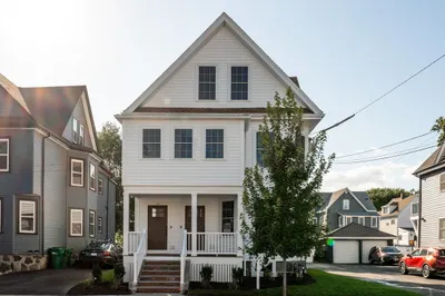18-20 Sheridan Avenue