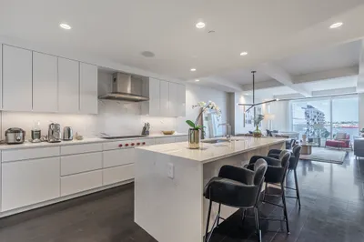 150 Seaport Blvd #6D 1