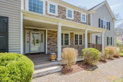 22 Dogwood Dr 1