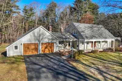 4 Conifer Dr 1
