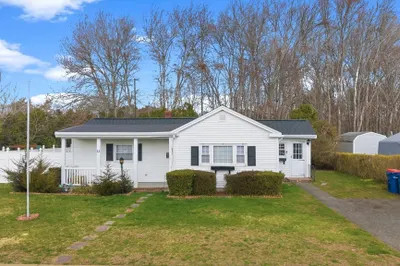 953 Phillips Rd 1
