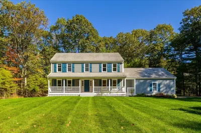 6 Macalister Dr 1