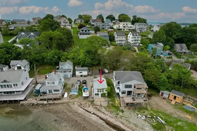 10 Nut Island Ave