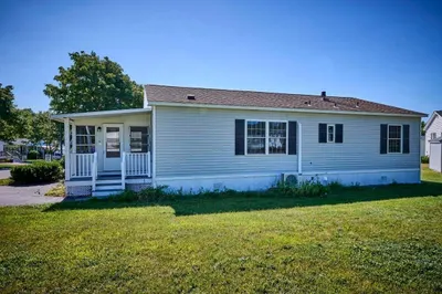1 Meetinghouse Rd 1