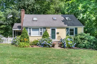 23 Lexington Rd