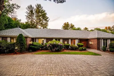 15 North Hill Drive 1