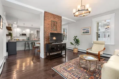 35 Waban St #35