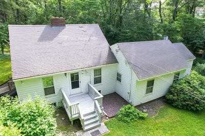 52 Fruit St 1