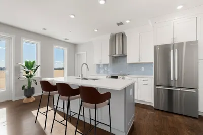 267 Old Colony Ave #507