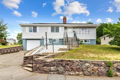 253 Suffolk Ave 1