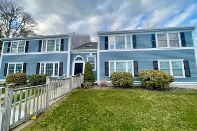 2 Englewood Dr #B3 1