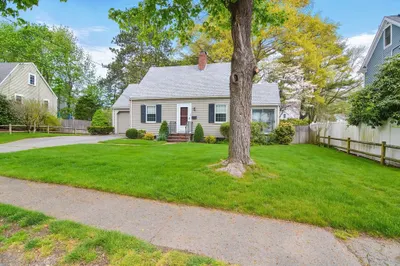 19 Intervale Rd