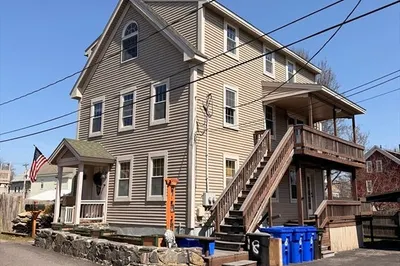 8 Woodwards Ln 1